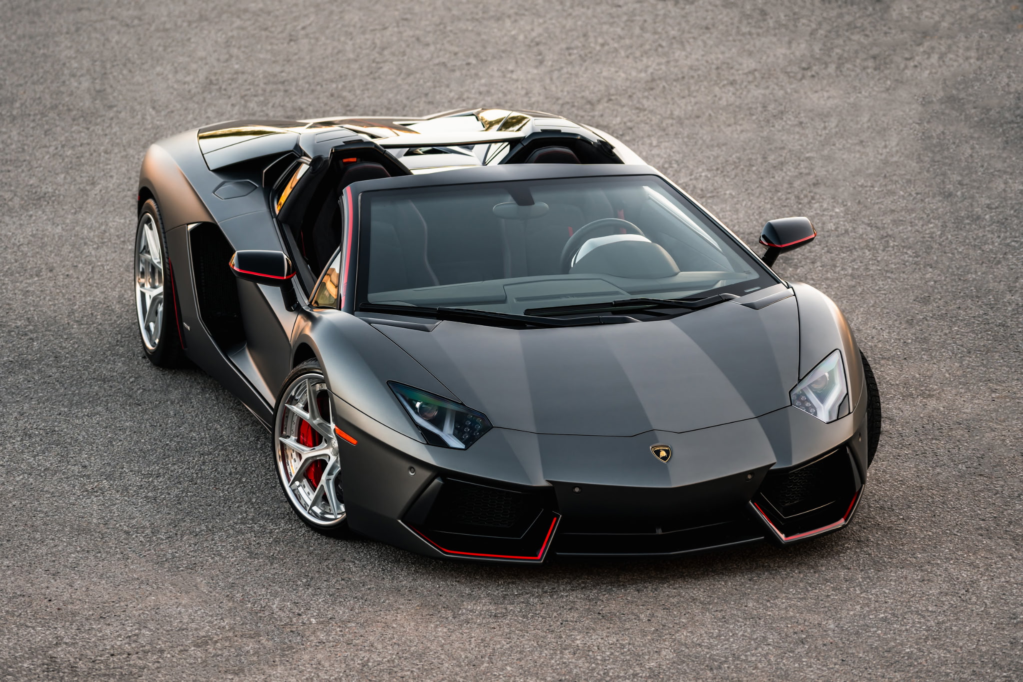 2017 Lamborghini Aventador LP700-4 Pirelli Edition